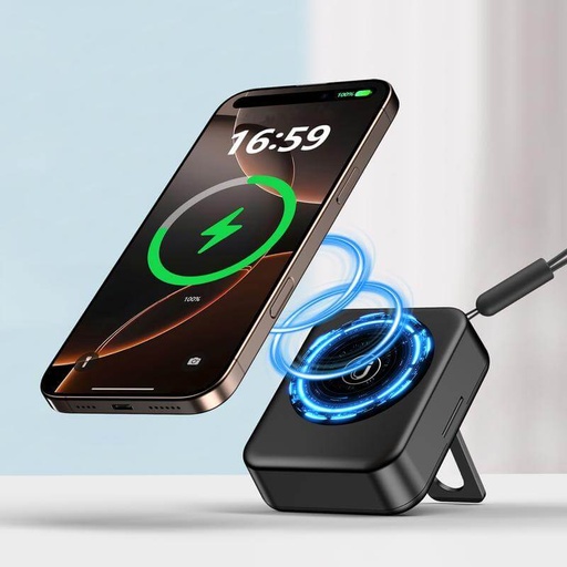 ROMONT - Giftology 6-in-1 Mag Wireless Charger, Multicable & Cleaning Kit
